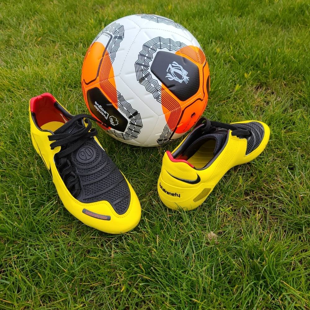 Nike t90 laser